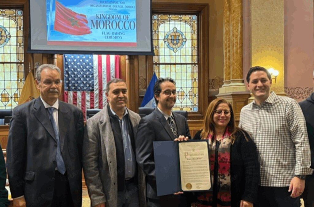 الولايات المتحدة.. رفع العلم المغربي في جيرسي سيتي تخليدا للمسيرة الخضراء المظفرة وعيد الاستقلال