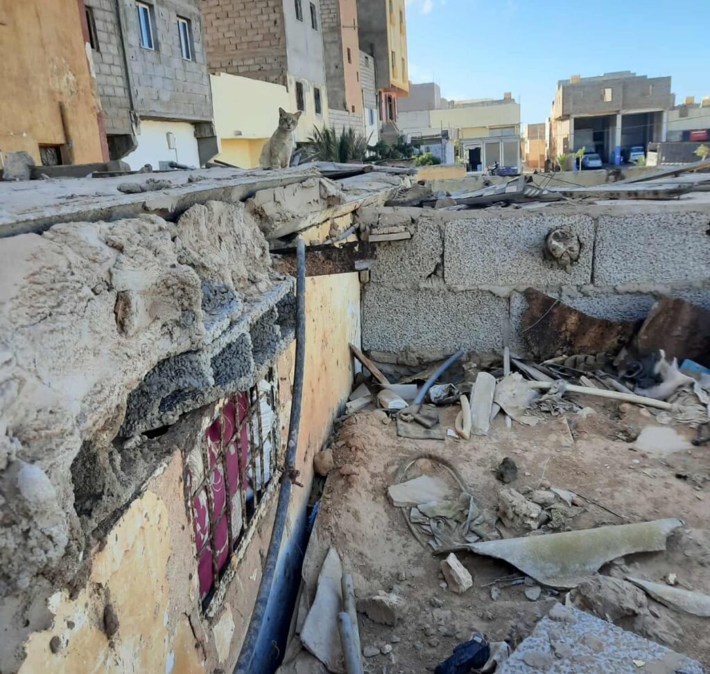 سكان حي المسيرة ببوجدور يناشدون السلطات لمعالجة وضعيتهم السكنية الغير الائقة