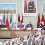 مجلس جماعة العيون يصادق في دورة استثنائية على تعديلات ميزانيتي 2025 و2026