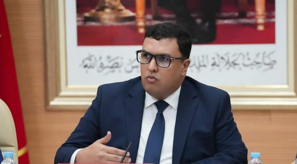 منصور لمباركي يترأس أهم اجتماعات “توزيع العيون” لحسم ملفات الأمن المائي والنجاعة الطاقية بالجهة