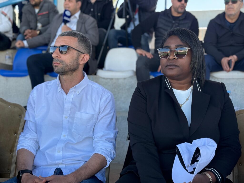 خديجة إيلا تتابع قمة القسم الثاني النسوي بين هلال الناظور واتحاد يعقوب المنصور